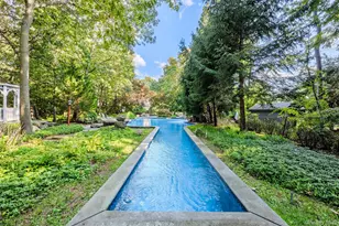 10 Redbridge Ct, East Setauket, NY 11733 - Photo 6