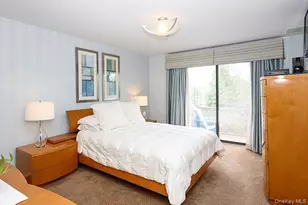 11 Stanford Ct, Wantagh, NY 11793 - Photo 12
