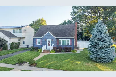 2297 Girard Place, Merrick, NY 11566 - Photo 2