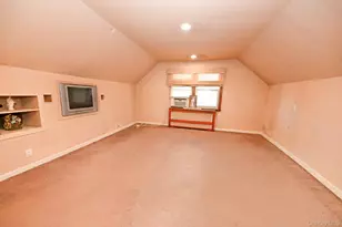 2297 Girard Pl, Merrick, NY 11566 - Photo 16