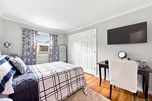 5 Conway Ct, Glen Cove, NY 11542 - Photo 14