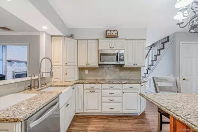 15 Jamar Lane, Ronkonkoma, NY 11779 - Photo 12