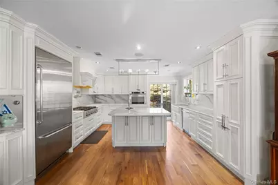 229 Ditmars Street, Bronx, NY 10464 - Photo 2