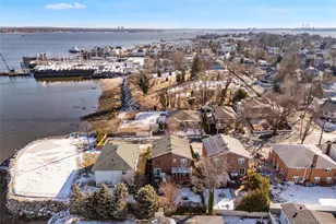 229 Ditmars St, Bronx, NY 10464 - Photo 24