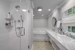 4 Sunset Ln, Port Washington, NY 11050 - Photo 26