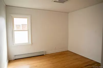586 Stratford Road, Baldwin, NY 11510 - Photo 6