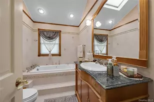 936 Stratford Ct, Westbury, NY 11590 - Photo 16