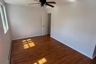 762 E 234th St, Bronx, NY 10466 - Photo 12