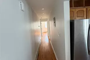 762 E 234th St, Bronx, NY 10466 - Photo 8