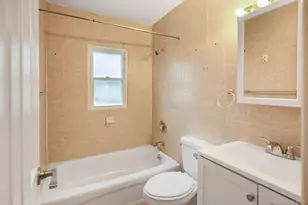 1565 10th St, West Babylon, NY 11704 - Photo 16