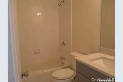 648 Bayview Avenue, Bellport, NY 11713 - Photo 18