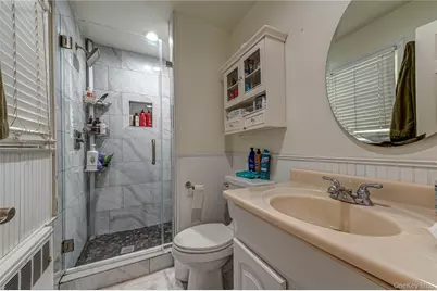 37 Buckingham Drive, Dix Hills, NY 11746 - Photo 18