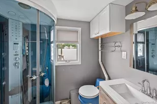 149 C Riverside Dr, Riverhead, NY 11901 - Photo 6