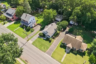 56 Washington Ave, Amityville, NY 11701 - Photo 36