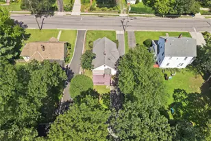56 Washington Ave, Amityville, NY 11701 - Photo 38
