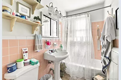 27 Fieldstone Drive #178, Hartsdale, NY 10530 - Photo 6