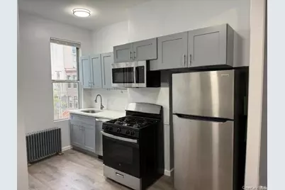 857 Woodward Avenue #2R, Ridgewood, NY 11385 - Photo 1