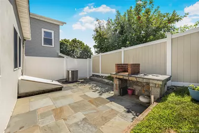 949 Mile Square Road, Yonkers, NY 10704 - Photo 18