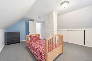 35 Meeting Ln, Hicksville, NY 11801 - Photo 18