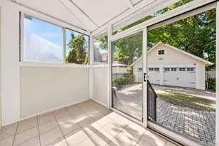37 Jayson Ave, Great Neck, NY 11021 - Photo 22