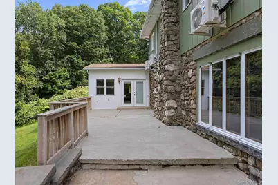90 New Paltz Road, Highland, NY 12528 - Photo 8