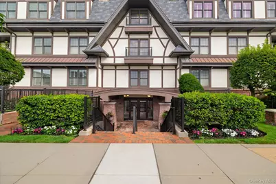 77 Maple Avenue #100, Rockville Centre, NY 11570 - Photo 1