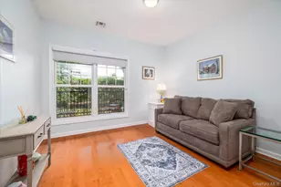 77 Maple Ave, Rockville Centre, NY 11570 - Photo 14