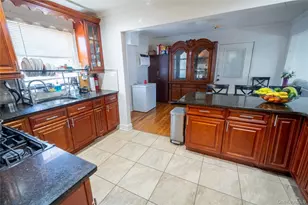 1309 Globe Ave, Elmont, NY 11003 - Photo 10