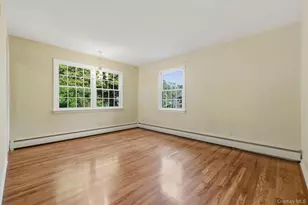 10 Oak Bend Rd, Poughkeepsie, NY 12603 - Photo 16