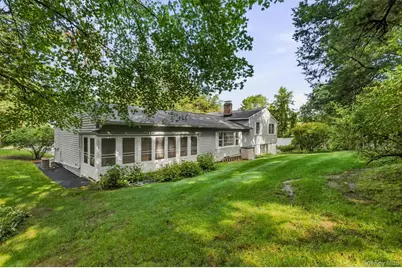 10 Oak Bend Road, Poughkeepsie, NY 12603 - Photo 2
