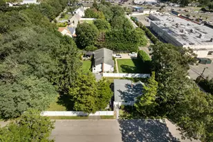 51 Norwood Ave, Port Jefferson, NY 11776 - Photo 32