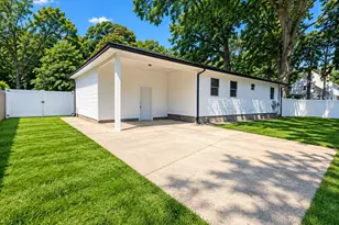 220 Moriches Ave, Mastic, NY 11950 - Photo 14