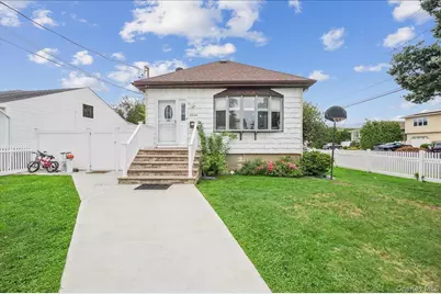 2696 W Alder Road, Bellmore, NY 11710 - Photo 2