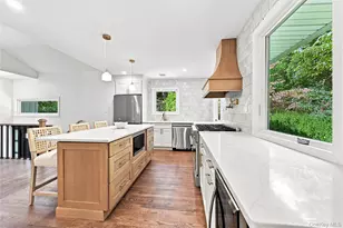 10 Moonedge Rd, Northport, NY 11768 - Photo 10