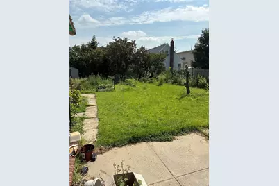 1301 Times Avenue, Elmont, NY 11003 - Photo 10