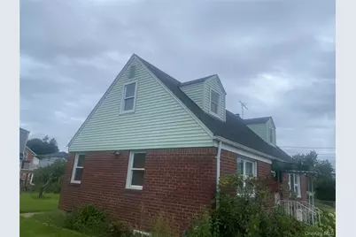 1301 Times Avenue, Elmont, NY 11003 - Photo 2