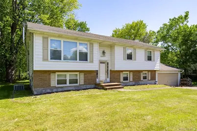 19 Tor Road, Wappingers Falls, NY 12590 - Photo 2
