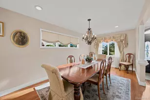 154 Celler Ave, New Hyde Park, NY 11040 - Photo 6