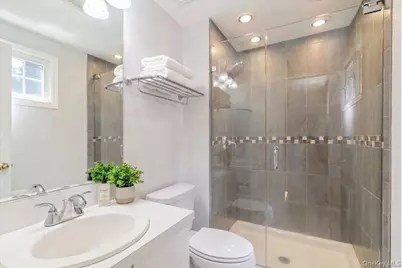 24 Old Homestead Road, Port Jefferson, NY 11777 - Photo 20
