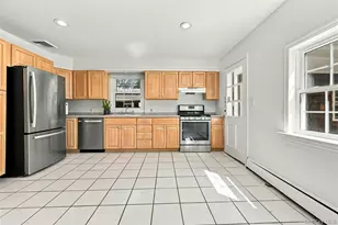 15 Shore Oaks Dr, Stony Brook, NY 11790 - Photo 8