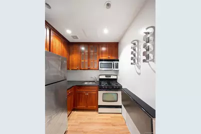 495 E 7th Street #1J, Brooklyn, NY 11218 - Photo 4