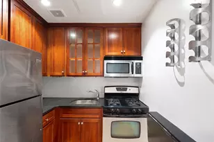 495 E 7th St, Brooklyn, NY 11218 - Photo 4