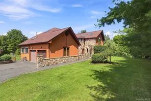 289 Pine Grove Rd, Middletown, NY 10940 - Photo 2