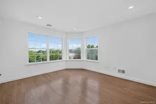 26 Hamlet Dr, Hauppauge, NY 11788 - Photo 20