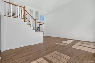26 Hamlet Dr, Hauppauge, NY 11788 - Photo 36