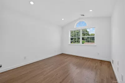 26 Hamlet Drive, Hauppauge, NY 11788 - Photo 32