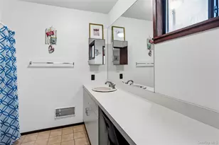 8 Cayuga St, Ocean Beach, NY 11770 - Photo 28
