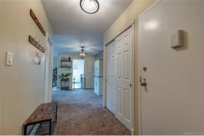 460 Old Town Road #3-O, Port Jefferson Station, NY 11776 - Photo 4