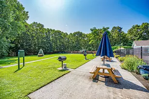 460 Old Town Rd, Port Jefferson Station, NY 11776 - Photo 20