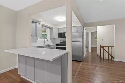 401 Olmstead Avenue #3, Bronx, NY 10473 - Photo 6